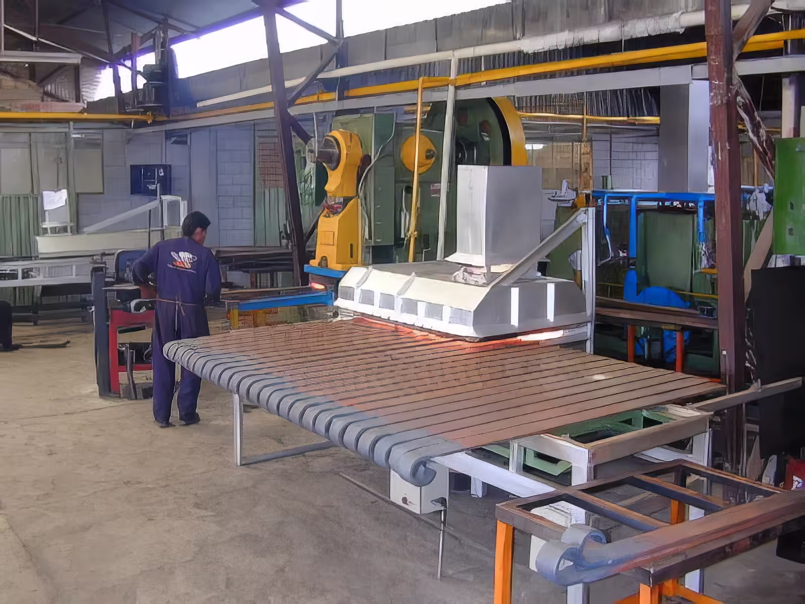 Instalaciones de Mastromec - Taller especializado en componentes para ascensores